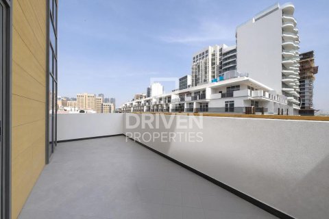Appartement à louer à Jumeirah Village Circle, Dubai, EAU 2 chambres, 126.07 m2 № 745354 - photo 11