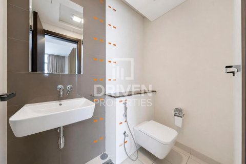 Business Bay, Dubai, संयुक्त अरब अमीरात में पैंटहाउस, 1 बेडरूम, 113.53 वर्ग मीटर, संख्या 745351 - फ़ोटो 11