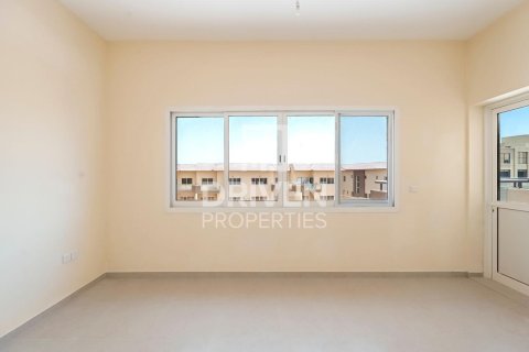 Villa in Dubai Land, UAE 4 bedrooms, 310.85 sq.m. № 743916 - photo 12