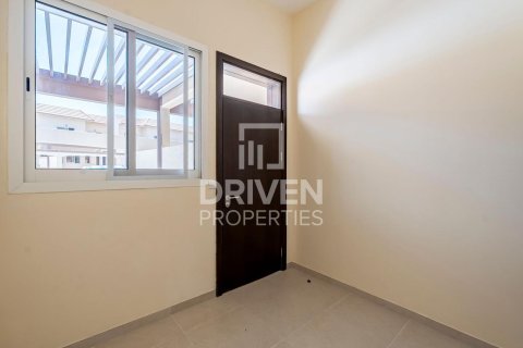 Villa in Dubai Land, UAE 4 bedrooms, 310.85 sq.m. № 743916 - photo 15