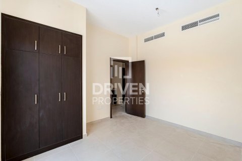 Villa in Dubai Land, UAE 4 bedrooms, 310.85 sq.m. № 743916 - photo 9