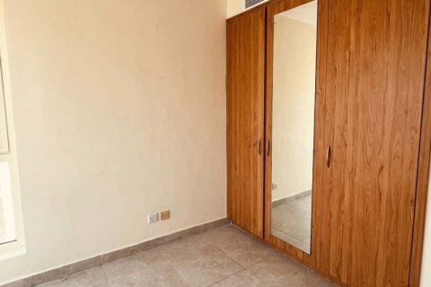 Apartament de închiriat în Jumeirah Lake Towers, Dubai, EAU 3 dormitoare, 196 mp. №719505 - poză 3