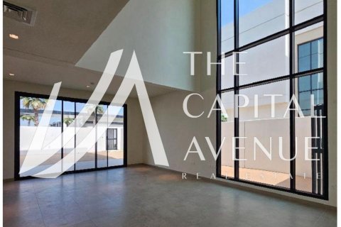 Rijtjeshuis te huur in Yas Island, Abu Dhabi, VAE 4 slaapkamers, 450 vr.m., nr 681228 - foto 1