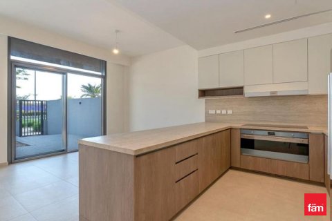 Casa urbana para arrendamento em Dubai, EAU 3 quartos, 168 m2 № 652236 - foto 3