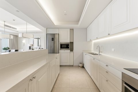 Huoneisto Downtown Dubai (Downtown Burj Dubai), Arabiemiraatit 4 makuuhuonetta, 269.54 m2 № 759891 - kuva 8