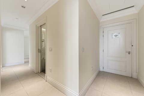 Huoneisto Downtown Dubai (Downtown Burj Dubai), Arabiemiraatit 4 makuuhuonetta, 269.54 m2 № 759891 - kuva 23