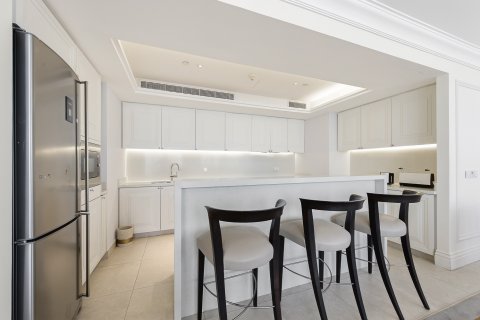 Huoneisto Downtown Dubai (Downtown Burj Dubai), Arabiemiraatit 4 makuuhuonetta, 269.54 m2 № 759891 - kuva 10