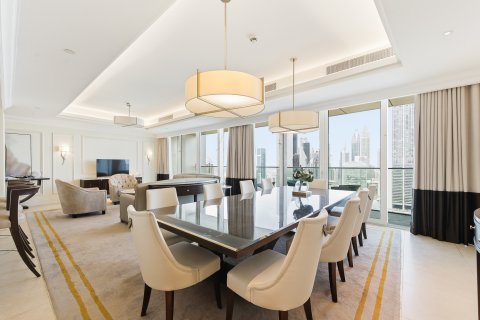 Huoneisto Downtown Dubai (Downtown Burj Dubai), Arabiemiraatit 4 makuuhuonetta, 269.54 m2 № 759891 - kuva 11