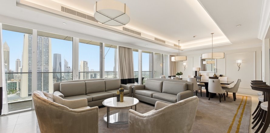 Huoneisto Downtown Dubai (Downtown Burj Dubai), Arabiemiraatit 4 makuuhuonetta, 269.54 m2 № 759891