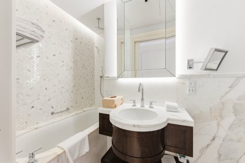 Huoneisto Downtown Dubai (Downtown Burj Dubai), Arabiemiraatit 4 makuuhuonetta, 269.54 m2 № 759891 - kuva 22