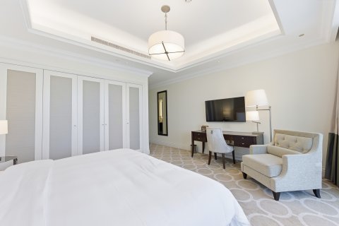 Huoneisto Downtown Dubai (Downtown Burj Dubai), Arabiemiraatit 4 makuuhuonetta, 269.54 m2 № 759891 - kuva 14
