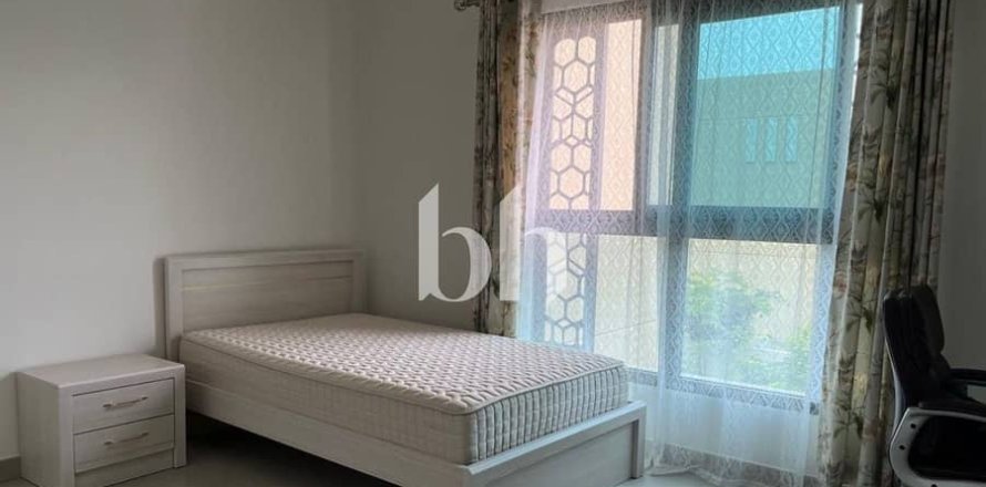 Rijtjeshuis in Al Rahmaniya, Sharjah, VAE 4 slaapkamers, 372 vr.m. nr 642947
