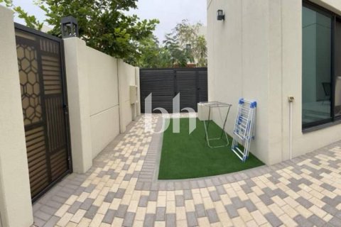 Rijtjeshuis te koop in Al Rahmaniya, Sharjah, VAE 4 slaapkamers, 372 vr.m., nr 642947 - foto 4