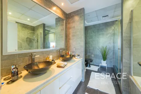Villa en venta en Arabian Ranches, Dubai, EAU 3 dormitorios, 299 m2 № 737937 - foto 13