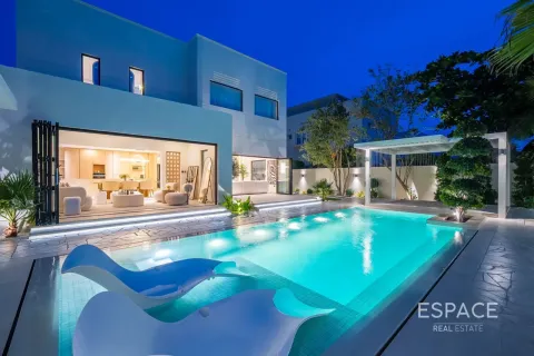 Villa en venta en Meadows, Dubai, EAU 4 dormitorios, 344 m2 № 737938 - foto 15