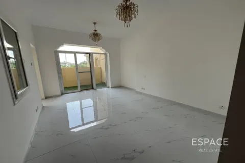 Rijtjeshuis te huur in Arabian Ranches, Dubai, VAE 3 slaapkamers, 301 vr.m., nr 661238 - foto 8