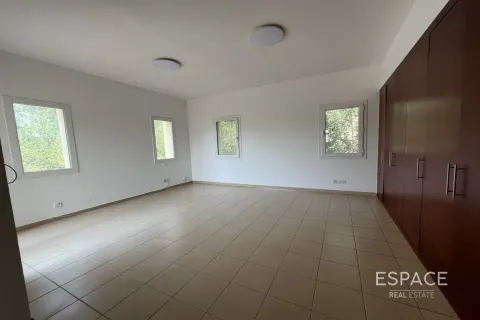 Rijtjeshuis te huur in Arabian Ranches, Dubai, VAE 3 slaapkamers, 301 vr.m., nr 661238 - foto 7