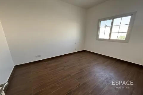 The Springs, Dubai, UAE의 임대용 빌라 침실 3개, 209제곱미터 번호 661240 - 사진 2