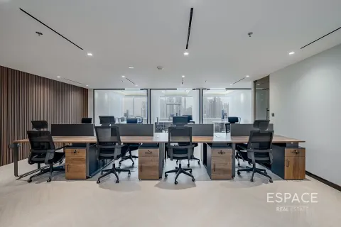 Toimisto Jumeirah Lake Towers, Dubai, Arabiemiraatit 93 m2 № 661243 - kuva 4