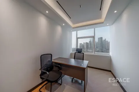 Toimisto Jumeirah Lake Towers, Dubai, Arabiemiraatit 93 m2 № 661243 - kuva 13