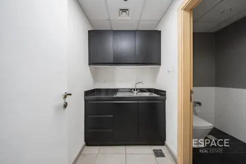 Jumeirah Lake Towers、Dubai、UAE にあるオフィスの賃貸物件 134 m2、No661241 - 写真 5