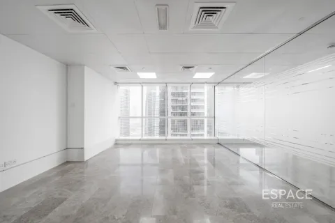 Jumeirah Lake Towers、Dubai、UAE にあるオフィスの賃貸物件 134 m2、No661241 - 写真 2