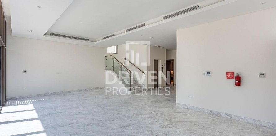 ویلا در Mohammed Bin Rashid City، Dubai ، امارات متحده عربی 4 خوابه ، 700.02 متر مربع.  شماره 768198