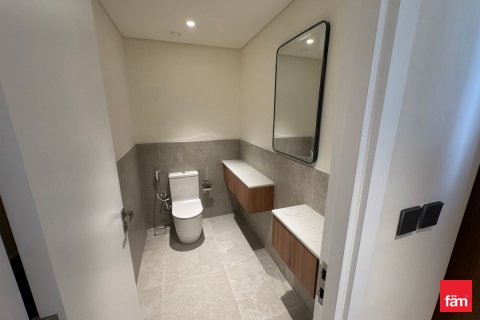 Apartmen di Dubai, UAE 2 bilik tidur, 130.2 meter persegi № 710808 - foto 12