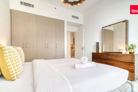 Пәтер Дубай, БАӘ-да 1 жатын бөлме, 74.8 м² № 696753 - фото 23