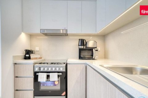 Пәтер Дубай, БАӘ-да 1 жатын бөлме, 74.8 м² № 696753 - фото 20