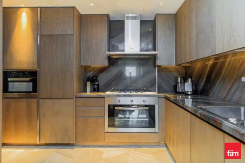 Apartman u gradu Palm Jumeirah, Dubai, UAE 3 spavaće sobe, 215.9 m2 Br. 696759 - Slika 2