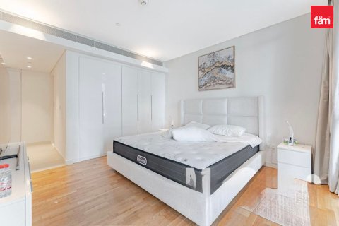 Apartment in Dubai, UAE 2 bedrooms, 139.4 sq.m. № 763863 - photo 10