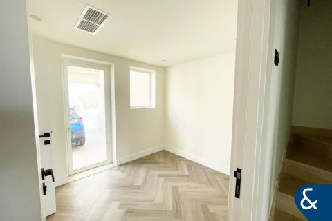 וילה למכירה ב The Springs, Dubai, איחוד האמירויות  3 חדרי שינה, 157 מ"ר, מספר 671204 - תמונה 4