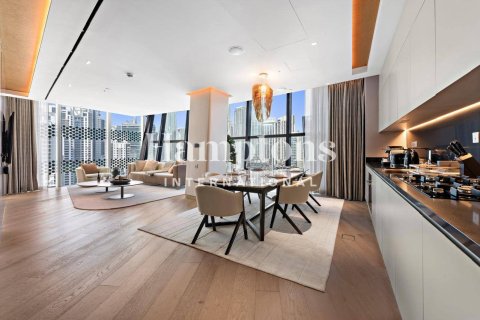 Apartman u gradu Business Bay, Dubai, UAE 2 spavaće sobe, 157.93510000 m2 Br. 651263 - Slika 20