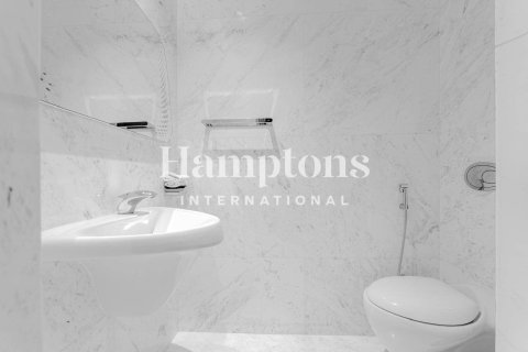 Apartman u gradu Business Bay, Dubai, UAE 2 spavaće sobe, 157.93510000 m2 Br. 651263 - Slika 8