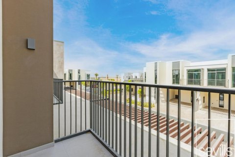 Townhouse in Arabian Ranches 3, Dubai, UAE 3 bedrooms, 128 sq.m. № 635236 - photo 6