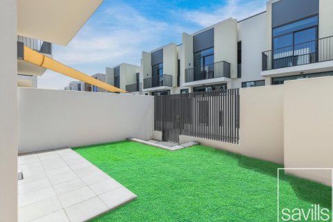 Townhouse in Arabian Ranches 3, Dubai, UAE 3 bedrooms, 128 sq.m. № 635236 - photo 15