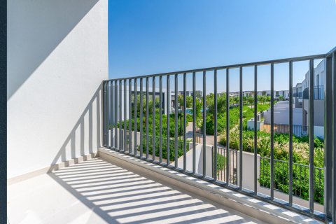 Снять в аренду виллу в Dubai South (Dubai World Central), Дубай, ОАЭ 3 спальни, 138м2, № 699103 - фото 9