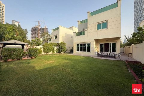 Villa in affitto a Dubai, EAU 4 camere da letto, 501.5 mq. № 708004 - foto 9