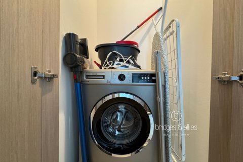 Huoneisto Downtown Dubai (Downtown Burj Dubai), Arabiemiraatit 1 makuuhuone, 62 m2 № 686686 - kuva 12