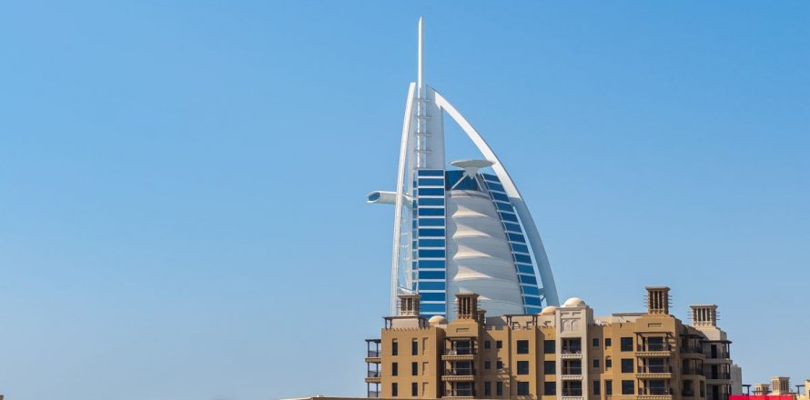 Umm Suqeim, Dubai, UAE의 아파트 침실 1개, 80.7제곱미터 번호 641401