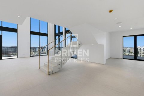Attico in vendita a Jumeirah, Dubai, EAU 5 camere da letto, 1054.45 mq. № 741950 - foto 2