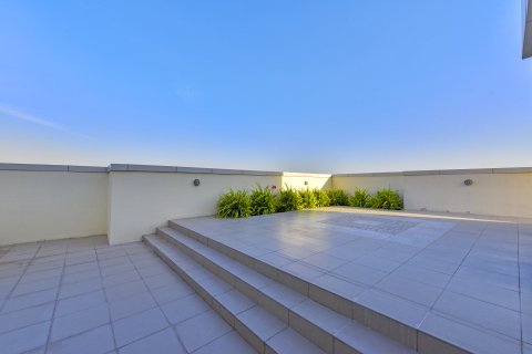 Apartment til leje i Dubai Sports City, Dubai, UAE 2 soveværelser, 113.64 kvm № 750815 - foto 18