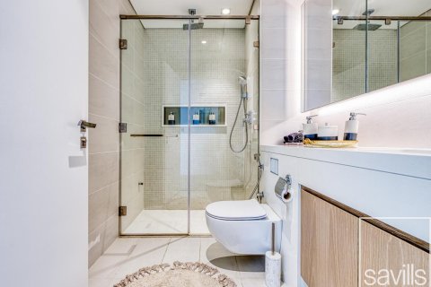 Apartment in Palm Jumeirah, Dubai, UAE 2 bedrooms, 137 sq.m. № 647408 - photo 11