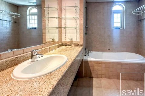 Villa til leie i Jumeirah Islands, Dubai, Emiratene 5 soverom, 1303 kvm Nr. 647411 - Foto 10