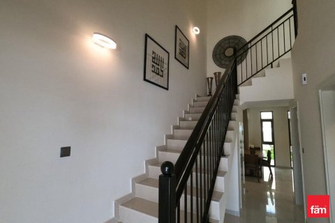 Villa in Dubai, UAE 3 bedrooms, 174.8 sq.m. № 714397 - photo 4