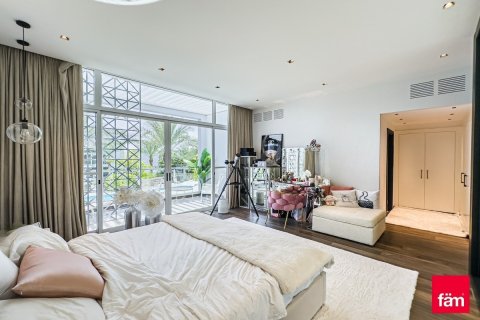 Shtëpi në qytet në Dubai, Emiratet e Bashkuara Arabe 4 dhoma gjumi, 304.5 m2. № 714398 - Foto 30