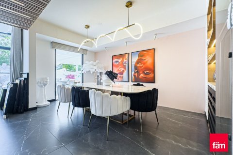 Shtëpi në qytet në Dubai, Emiratet e Bashkuara Arabe 4 dhoma gjumi, 304.5 m2. № 714398 - Foto 4