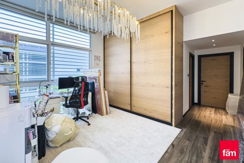 Shtëpi në qytet në Dubai, Emiratet e Bashkuara Arabe 4 dhoma gjumi, 304.5 m2. № 714398 - Foto 13