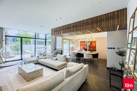 Shtëpi në qytet në Dubai, Emiratet e Bashkuara Arabe 4 dhoma gjumi, 304.5 m2. № 714398 - Foto 16